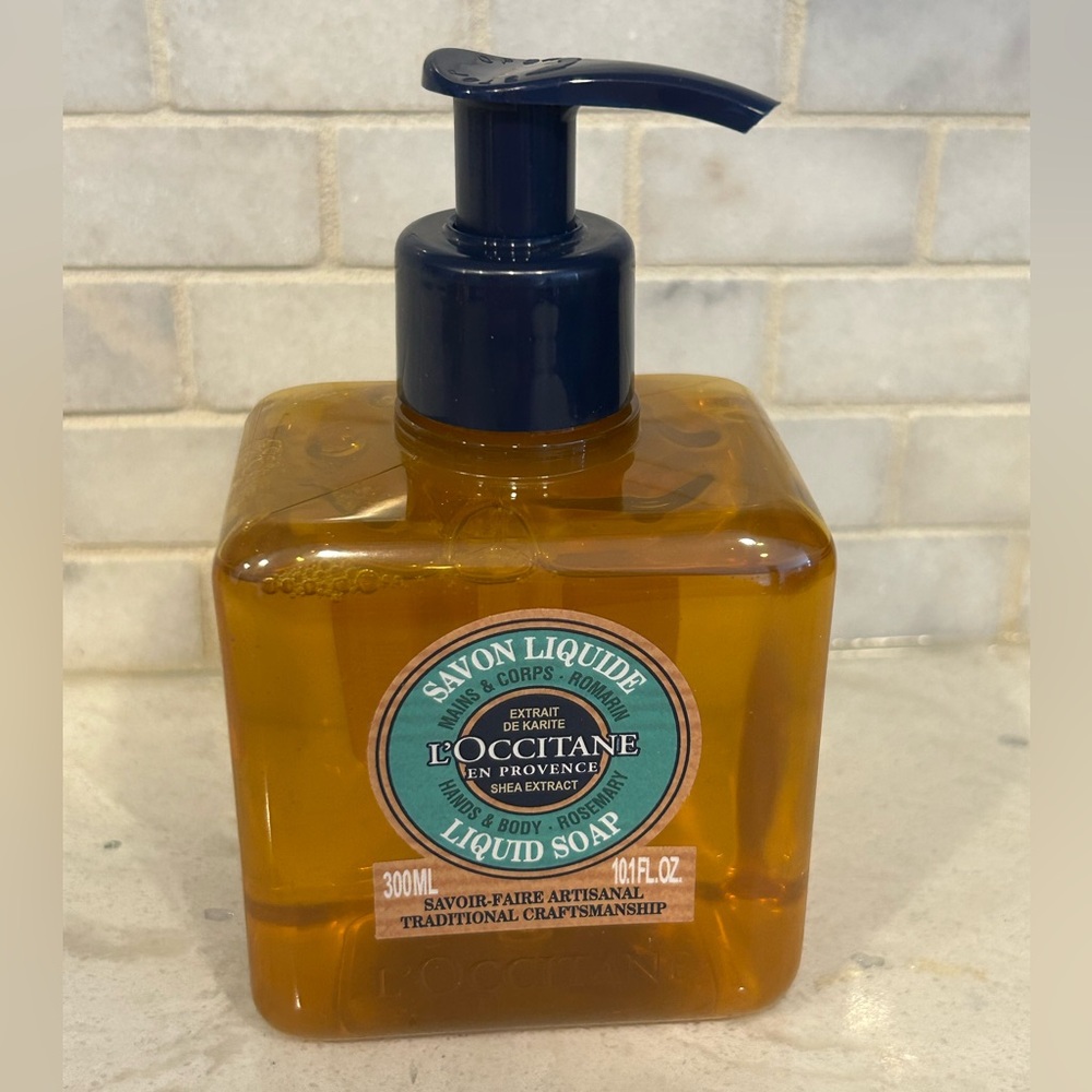 L’Occitane Shea Extract Hands & Body Liquid Soap - Rosemary